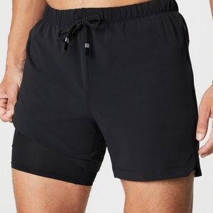 Fabletics The One 7" (Lined) Short Black Shorts Men's Size S
